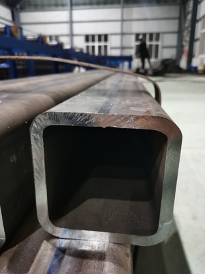 مطحنة أنابيب الصلب الكربوني 300x300mm مربعة أوتوماتيكية بالكامل