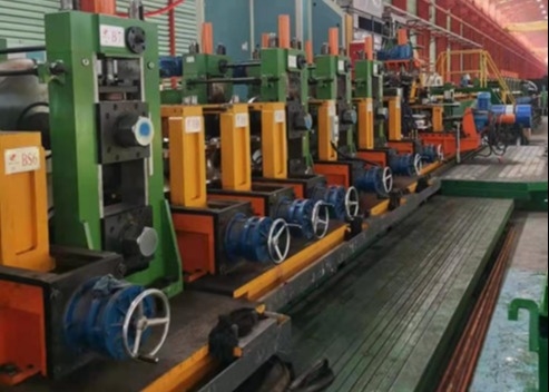CE MAX 150x150MM خط مطحنة الأسطوانة اليدوية أو مطحنة الأنبوب المربعة الأوتوماتيكية