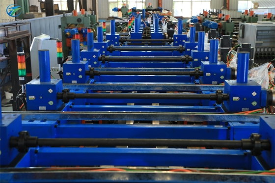 حياة خدمة طويلة خط إنتاج أنابيب الفولاذ ERW مع 1000kw إمدادات الطاقة