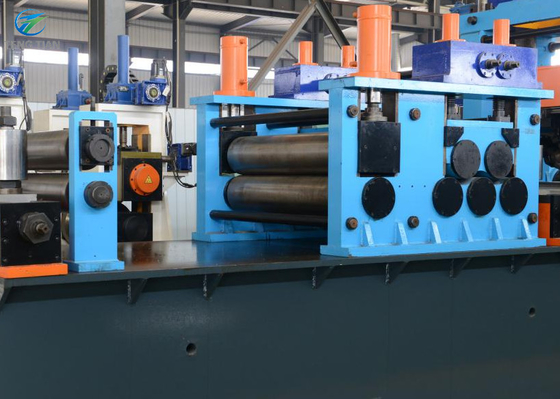 آلة قطع الأنابيب HG114 على البارد التحكم PLC للأنابيب المربعة