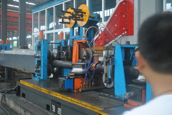 140x140mm modle Automatic Tube Mill صنع مع موقف ضبط المحرك