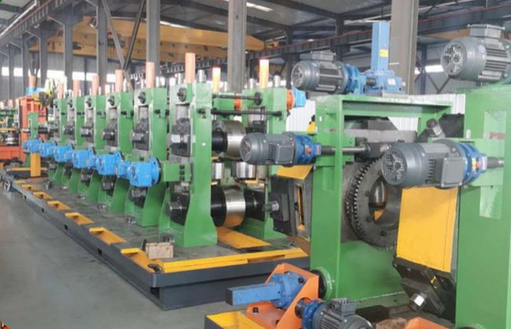 380v Erw خط إنتاج آلة طاحونة الأنابيب عالية الكفاءة لحام و آلة تشكيل