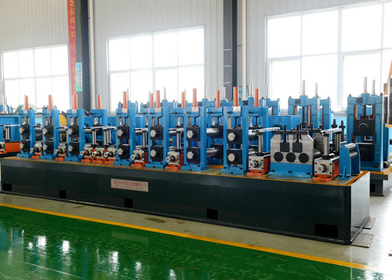 مطحنة الأنبوب الملحومة اللولبية عالية السرعة ، آلة تصنيع الأنابيب الملحومة 21 - 63mm Pipe Dia