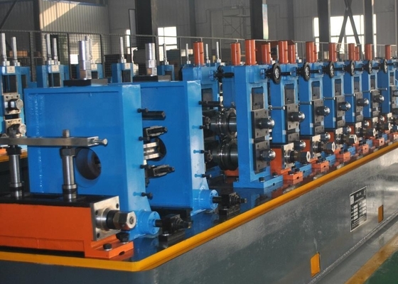 خط إنتاج أنابيب الصلب HFW أوتوماتيكي بالكامل 30-100 متر/دقيقة
