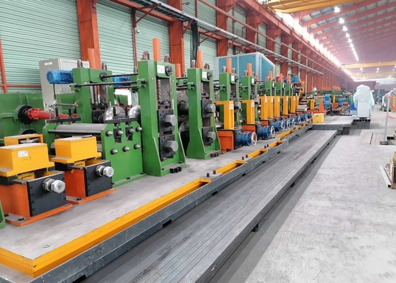 خط إنتاج أنابيب الفولاذ ERW 30-50m/min لحام عالية التردد
